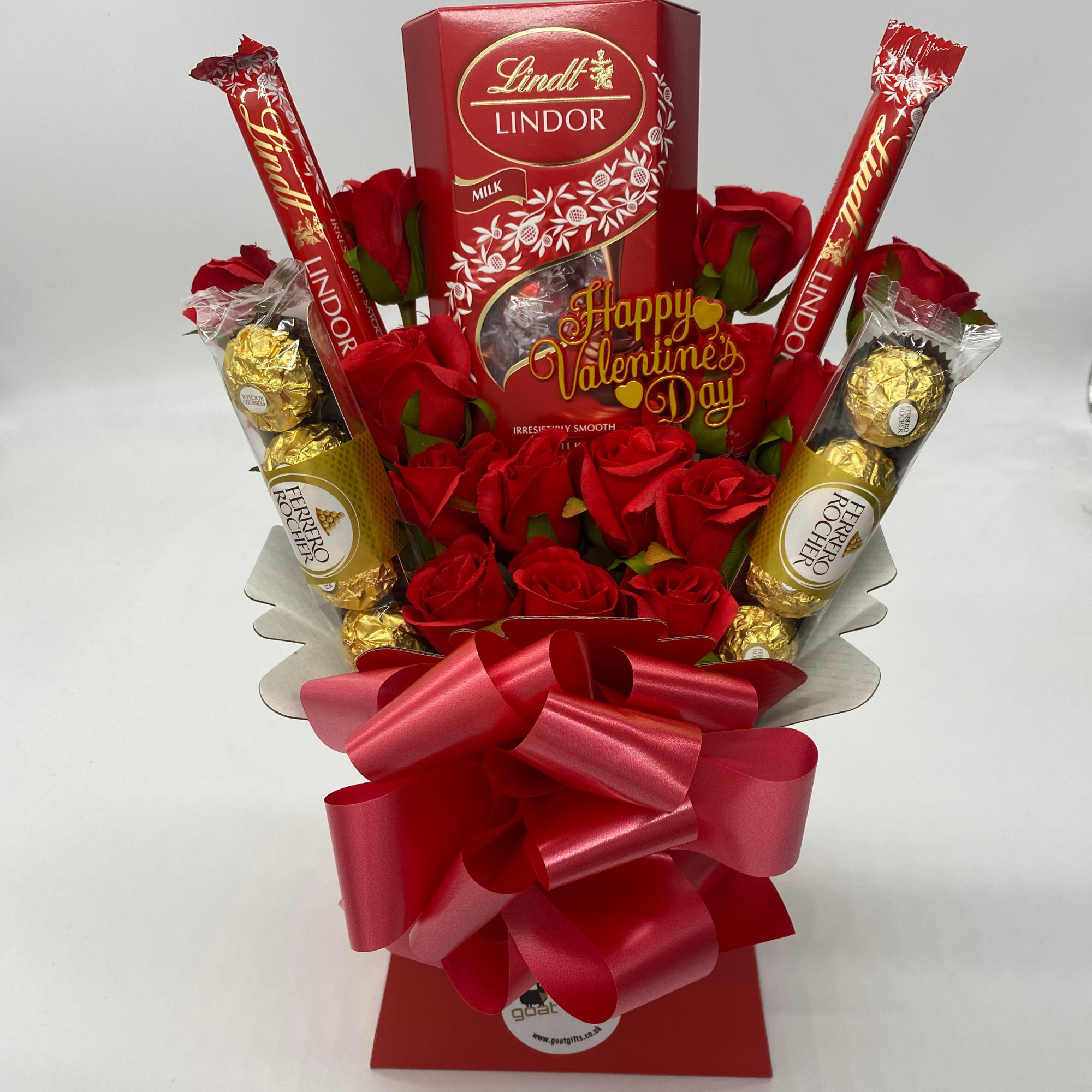 Valentines chocolate hot sale bouquet