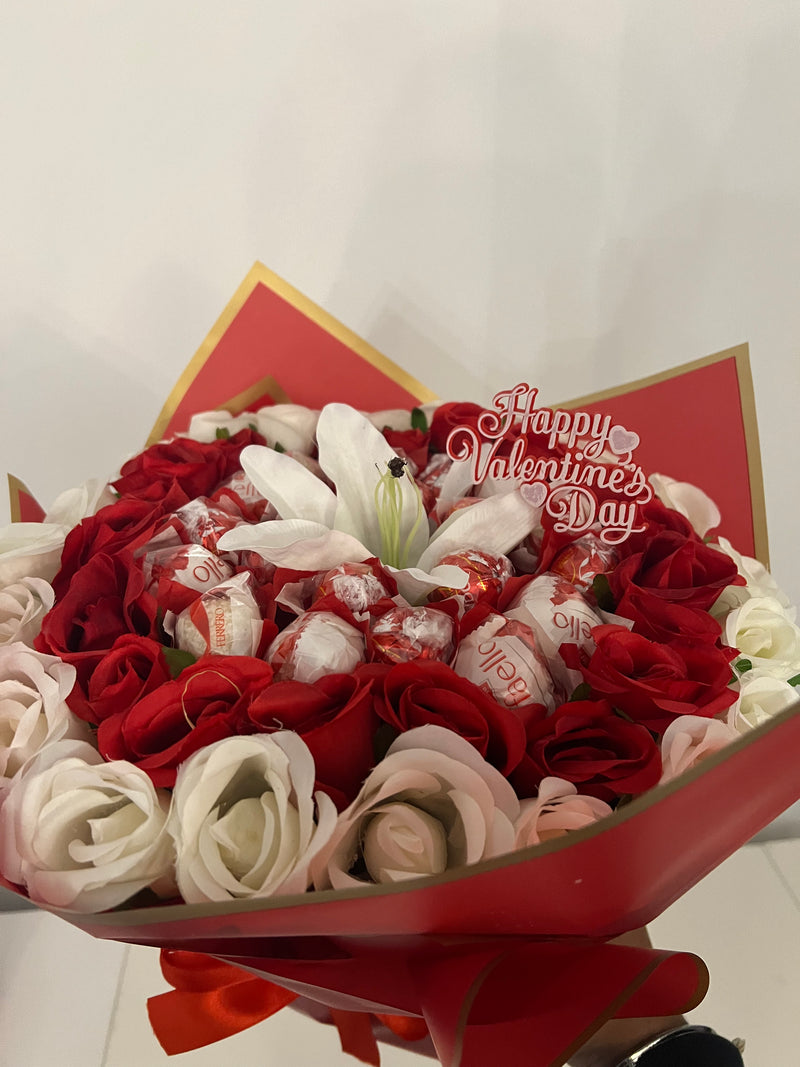 Raffaello & Lindt Lindor With Roses Valentine&