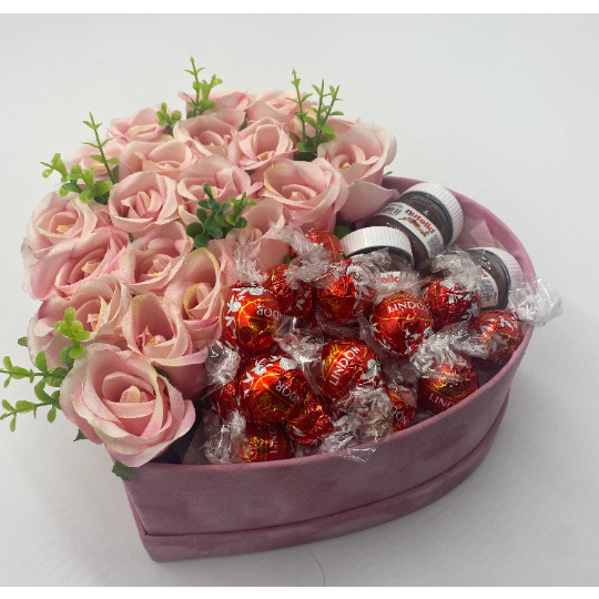 Velvet Hat Box Gift Lindt Lindor, Nutella Jars & Roses