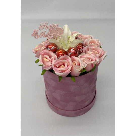 Velvet Hat Box Gift Lindt Lindor, Roses and Lily